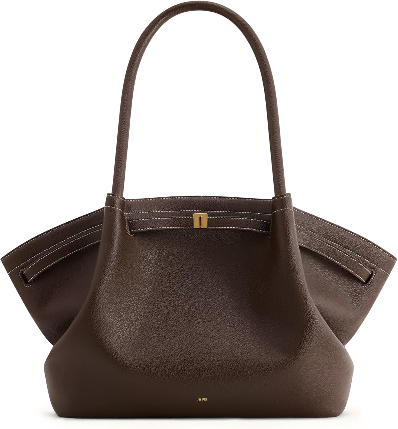 One structured bag in a single, unfussy shape