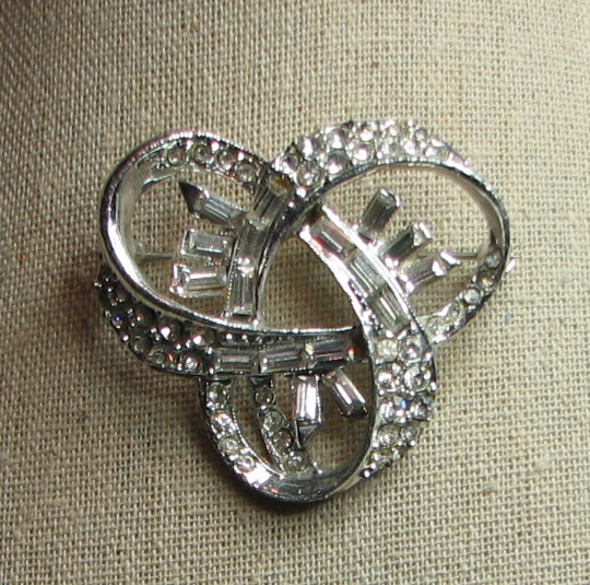 Vintage rhinestone swirl brooch, gift boxed